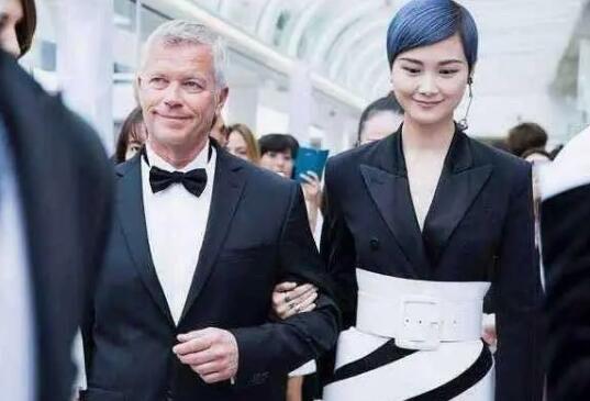 娱乐李宇春的三任丈夫分别是谁(李宇春没结婚没有丈夫)  1