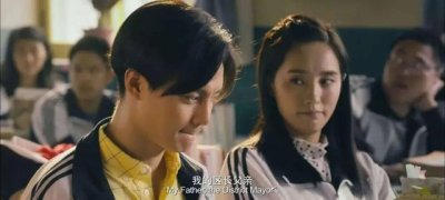 ​王澄澄哪一年出生（起底王澄澄背后的男人们）