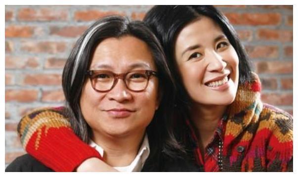 吴君如与陈可辛相恋23年，坚持不婚且分房睡，特别的婚姻观念！