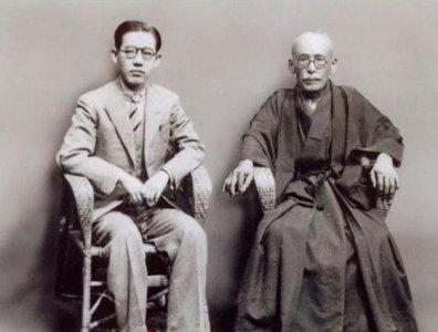 ​他是至死都不忘侵略中国的日本人，夺养女的贞操，还刺杀过张作霖