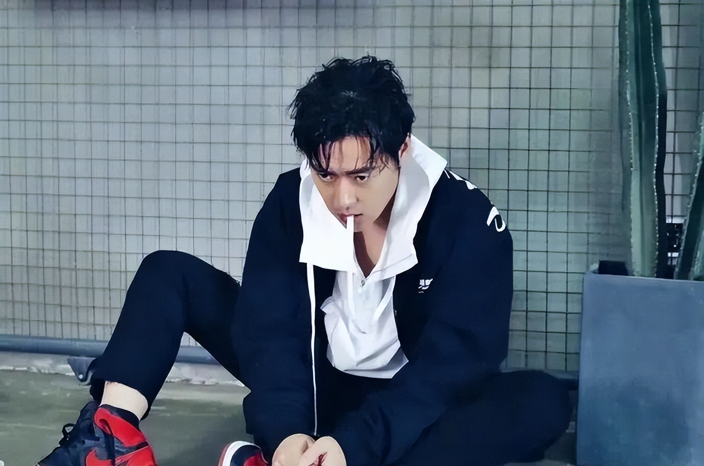 孝顺的张桐:成名后为父母买房,和女友相恋6年结婚,40岁没孩子