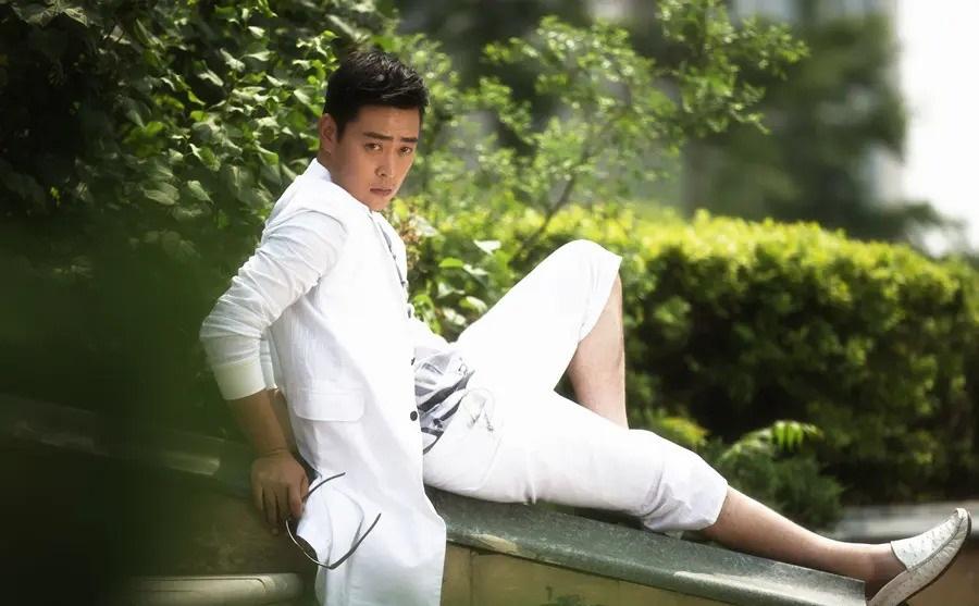 孝顺的张桐:成名后为父母买房,和女友相恋6年结婚,40岁没孩子