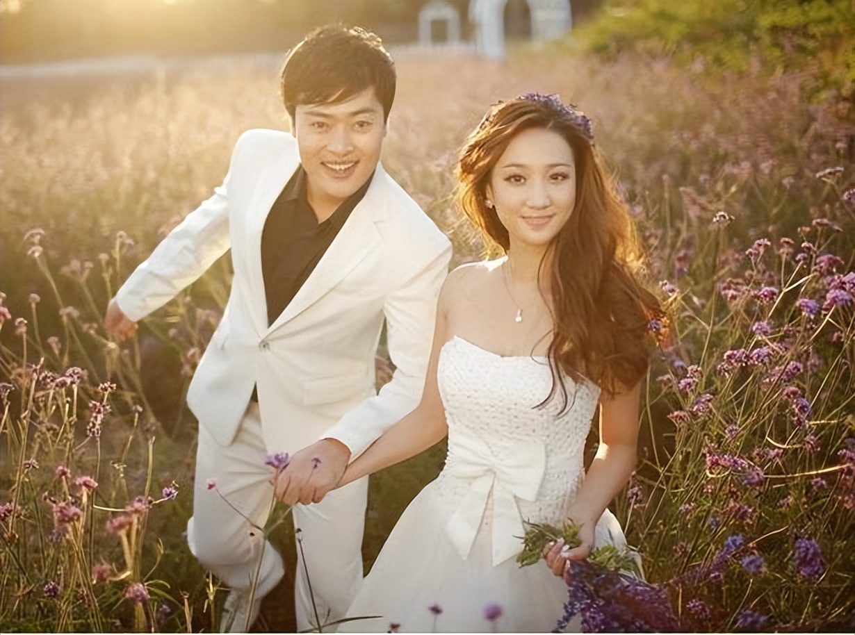 孝顺的张桐:成名后为父母买房,和女友相恋6年结婚,40岁没孩子