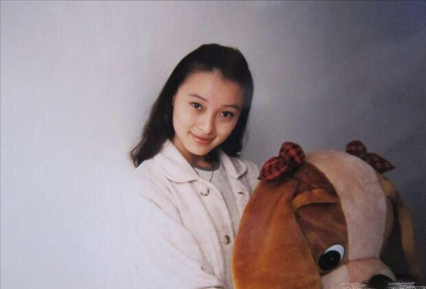 演员吴越的个人资料(同居5年被抛弃49岁至今未婚)(7)