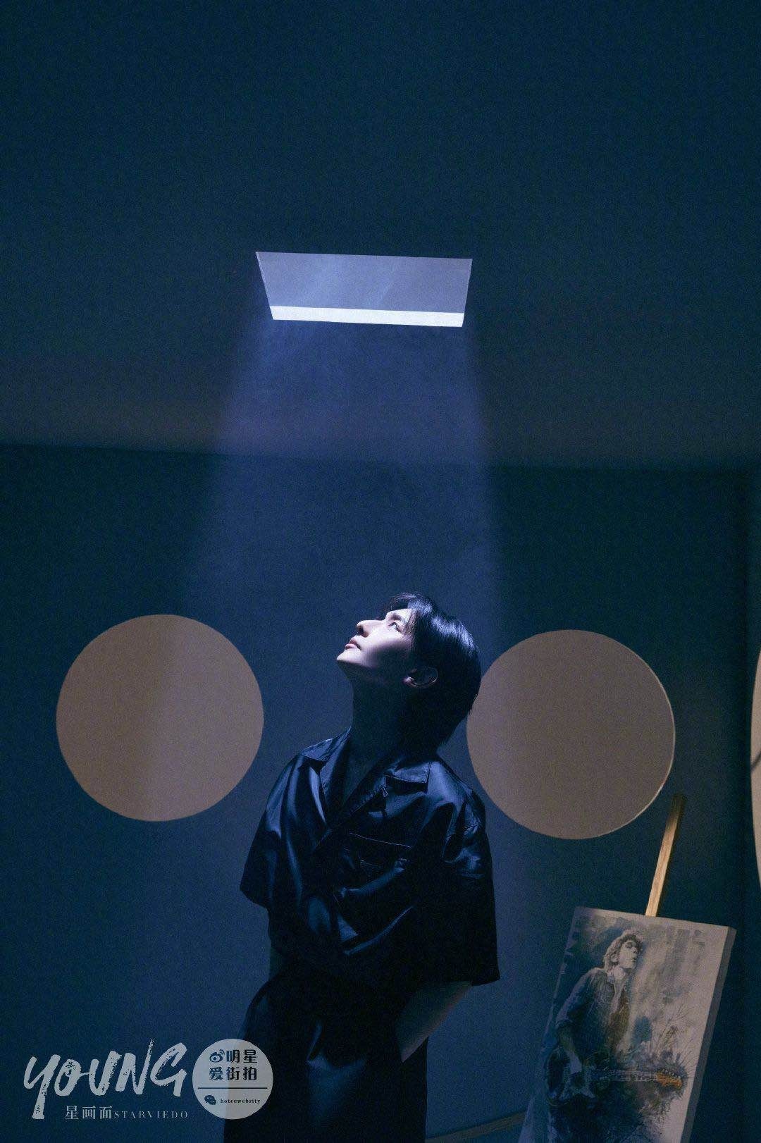 王瑞昌最新大片，清新俊逸的古装美少年，也有潮酷个性的一面