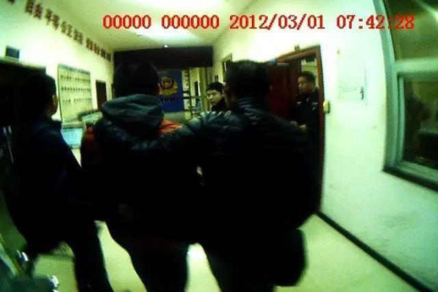 操纵暗网、侵犯上百名儿童，又一跨国恋童癖团伙被端！50多名儿童获救