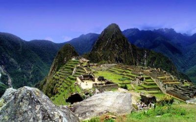 ​人类不敢公布的谜团： 南极腹地711不明飞行物事件真相 南极惊现外星生物基地