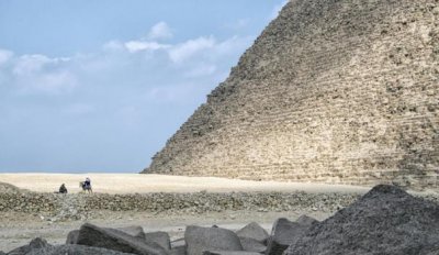 ​世界级的未解之谜之金字塔的巨石是怎么被搬运和叠起来的