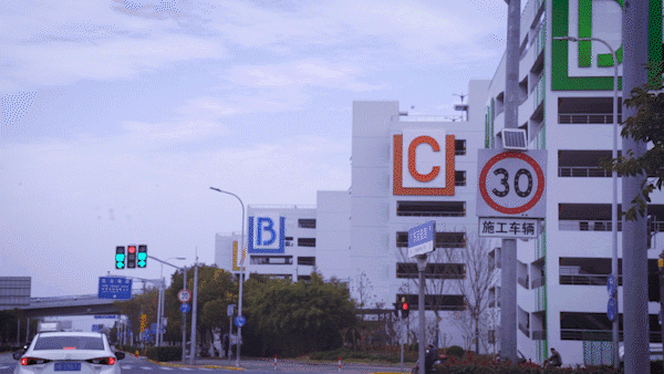 浦东机场t2停车最佳方法(上海浦东机场P4停车库收费标准)(5)