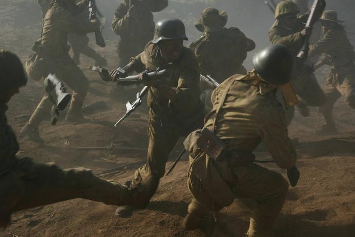 《我的团长我的团》中,龙文章所部在怒江西岸的死守有多惨烈?