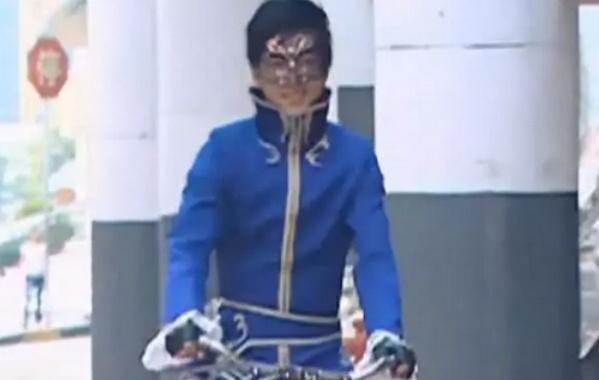 巴啦啦：游乐王子骑车时，有谁看弹幕了？网友：平平淡淡才是真！