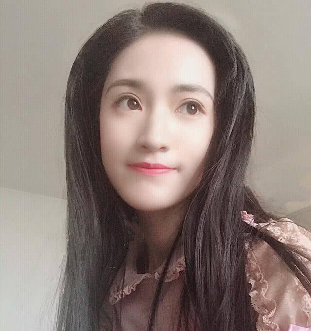 《父母爱情》编剧去世,剧中演员们现状如何?江亚菲成关晓彤好友