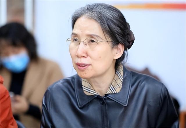 杨佳考入了什么大学（29岁失明遭到丈夫抛弃的杨佳）(11)