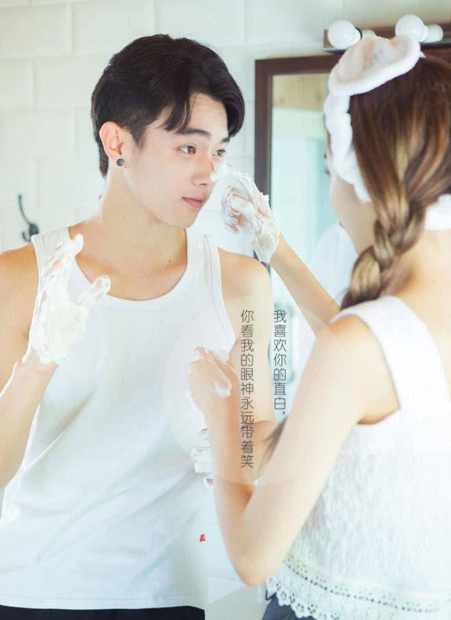 许凯和前女友写真曝光,看到照片后,原来才是许凯的颜值巅峰