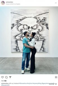 ​克拉拉与老公同框照片(结婚三年来，克拉拉首度晒出与丈夫的合照)