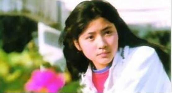 吉雪萍女儿（十六岁的花季演员境况不一）