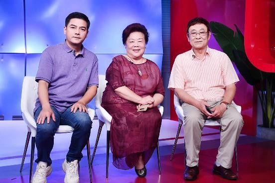 吉雪萍女儿（十六岁的花季演员境况不一）