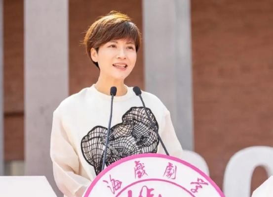 吉雪萍女儿（十六岁的花季演员境况不一）