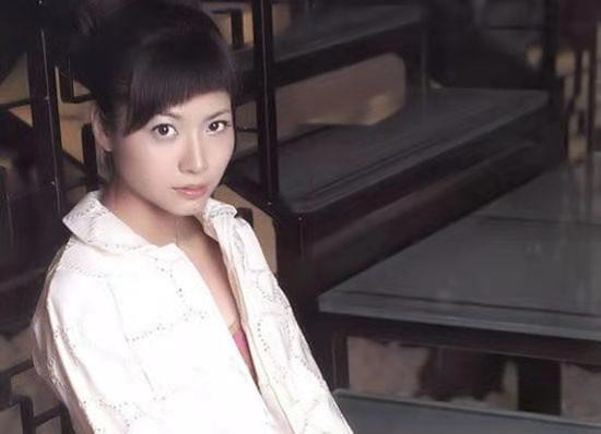 吉雪萍女儿（十六岁的花季演员境况不一）