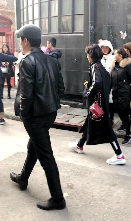 杨紫男朋友是谁（杨紫与男友秦俊杰一起跨年）