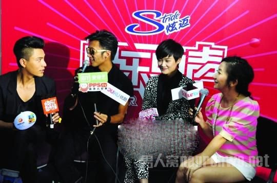 陈坤摔耳机怒砸谢霆锋事件内幕真相谢霆锋为什么怕陈坤原因揭秘