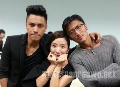 陈坤摔耳机怒砸谢霆锋事件内幕真相谢霆锋为什么怕陈坤原因揭秘