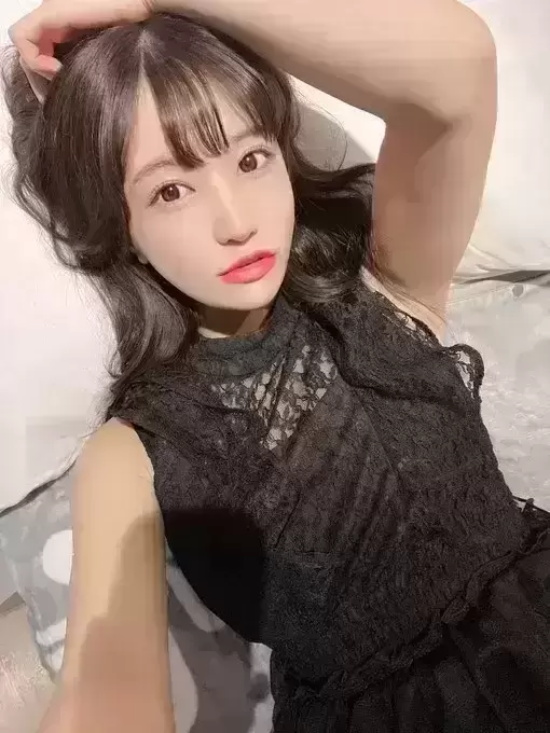 被迫出道的高桥圣子写真分享，不想竟成为暗黑救世主！