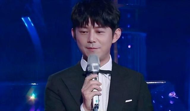 陈坤为谢霆锋砸耳机（陈坤用耳机怒砸谢霆锋）(13)