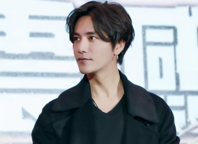 陈坤为谢霆锋砸耳机（陈坤用耳机怒砸谢霆锋）(15)