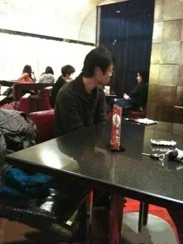 吉克隽逸个人资料(34岁吉克隽逸被骂插足李荣浩)