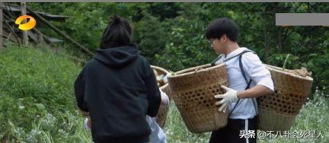 彭昱畅在《向往》被黄老师，被何老师嫌弃，其实原因很暖心