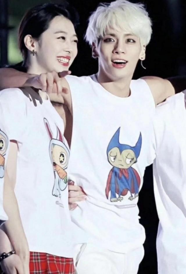 珉豪宋茜什么关系（曾经的闪函一家亲）