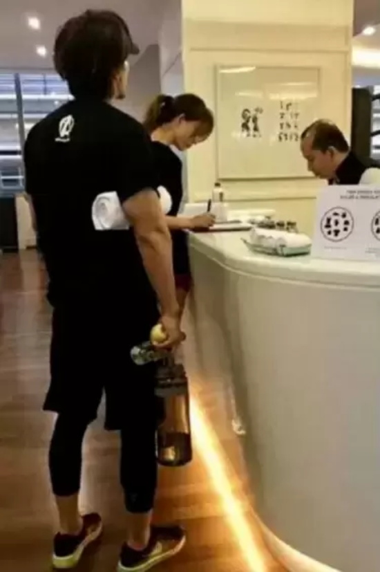 林志玲比基尼写真(远嫁日本后的林志玲现状)