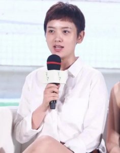 ​打脸工作人员？李晓峰回应和刘恺威恋情，要承认还是另有隐情？