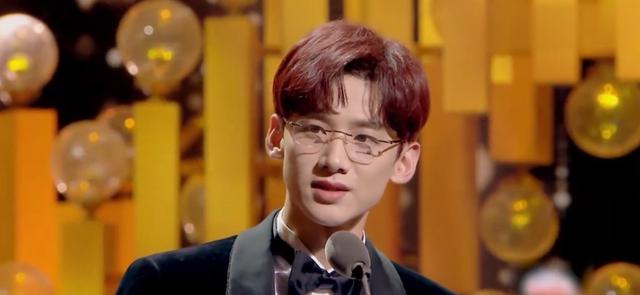 白敬亭早年尴尬采访记者原 无戏可拍白敬亭(6)