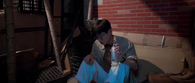 白敬亭早年尴尬采访记者原 无戏可拍白敬亭(4)