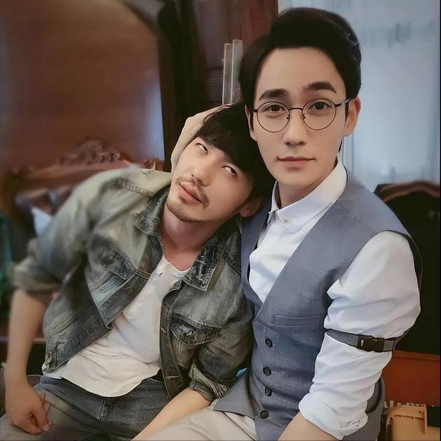 白宇个人资料富二代（宝藏男星白宇家世惊人）(28)