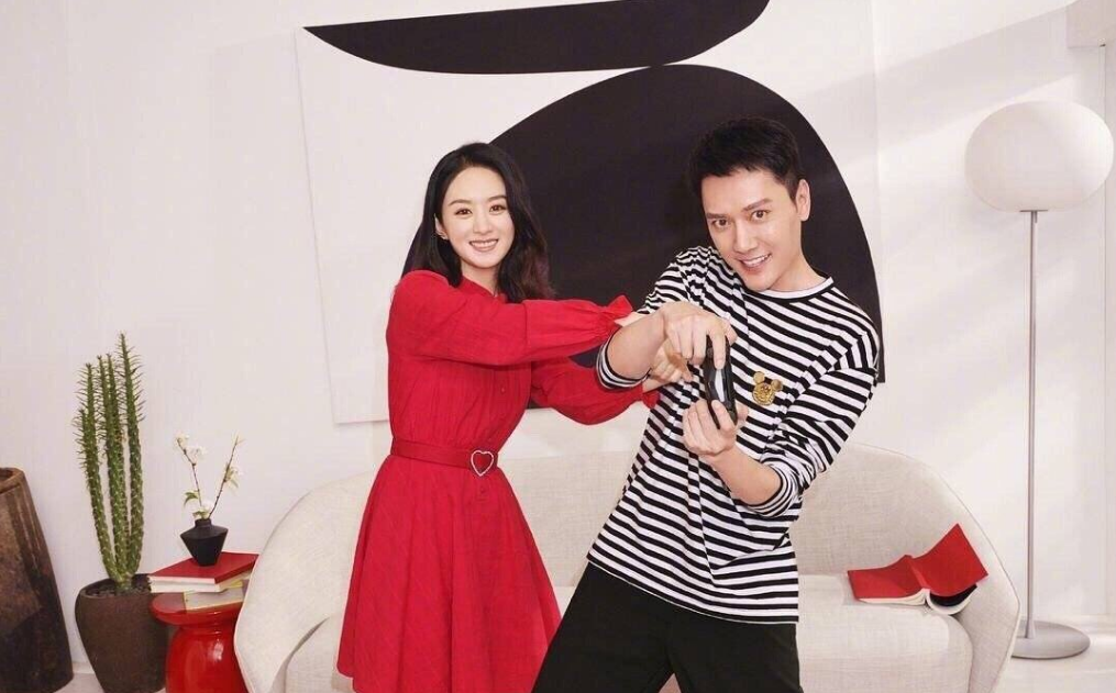 冯绍峰现身机场身形消瘦憔悴（冯绍峰近照）