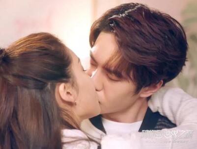 陪你到世界之巅吻戏在第几集