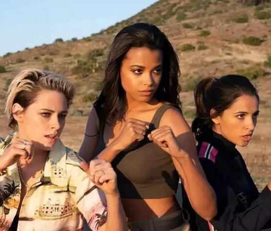 霹雳娇娃三位女主是谁