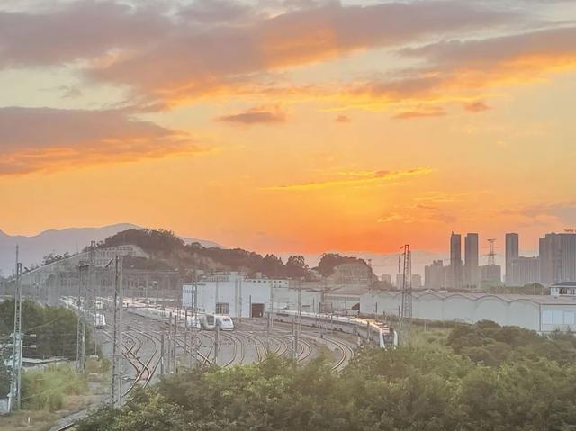 2035年超50万人口城市通高铁(我的家乡通高铁了)(5)