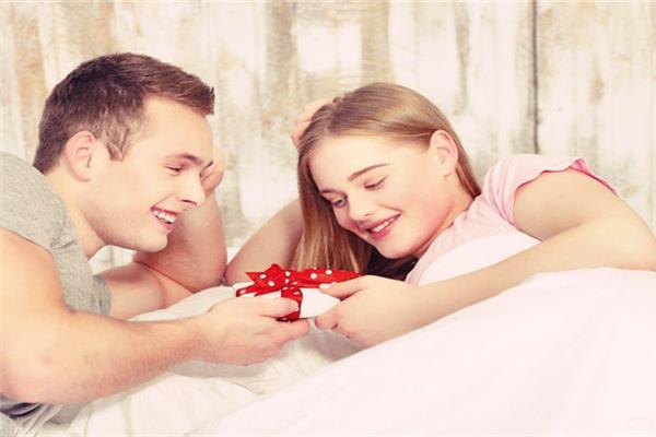 夫妻怎么做才能怀孕 夫妻要孩子需要检查什么 夫妻怎么做才能怀孕 夫妻要孩子需要检查什么