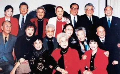 ​新中国电影22大明星仅剩5位！快来重温这些传奇影人的光辉岁月！