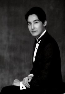 ​张铎：娶大8岁的妻子，丁克多年，如今咋样了？