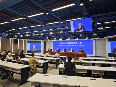 ​郑州主城区420条公交线路覆盖市区所有具备条件的地铁站点