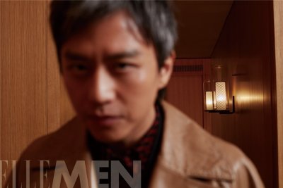 ​邓超封面写真曝光 率性有腔调展露绅士魅力