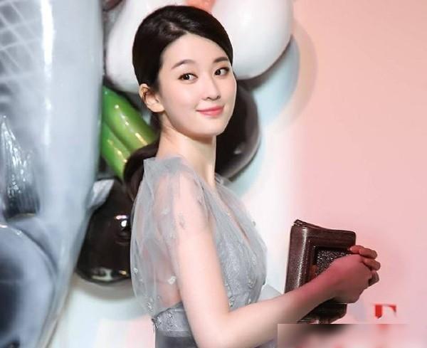 王心凌否认整容，王心凌的脸出什么事,本文共（4434字）