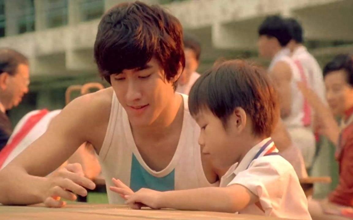 《岁月神偷》看了三遍，每看一遍都泪流满面，经典台词值得收藏