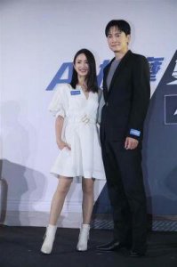 ​恶作剧之吻剧组重聚郑元畅林依晨同框合影