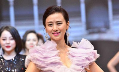 ​翁虹演过最露三级有哪些 她现在为什么不拍戏了